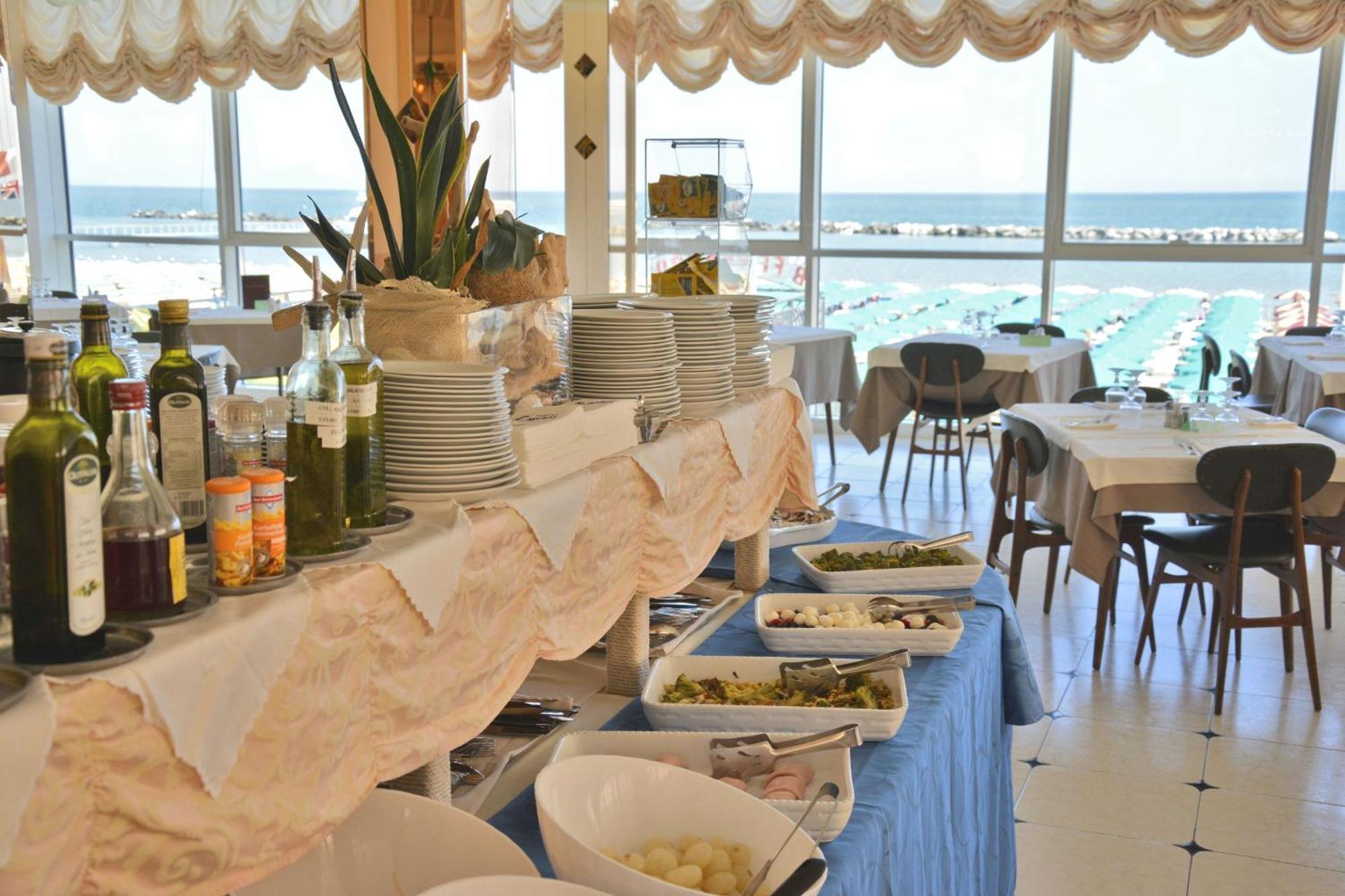 Hotel Capitol Gatteo a Mare Bilik gambar