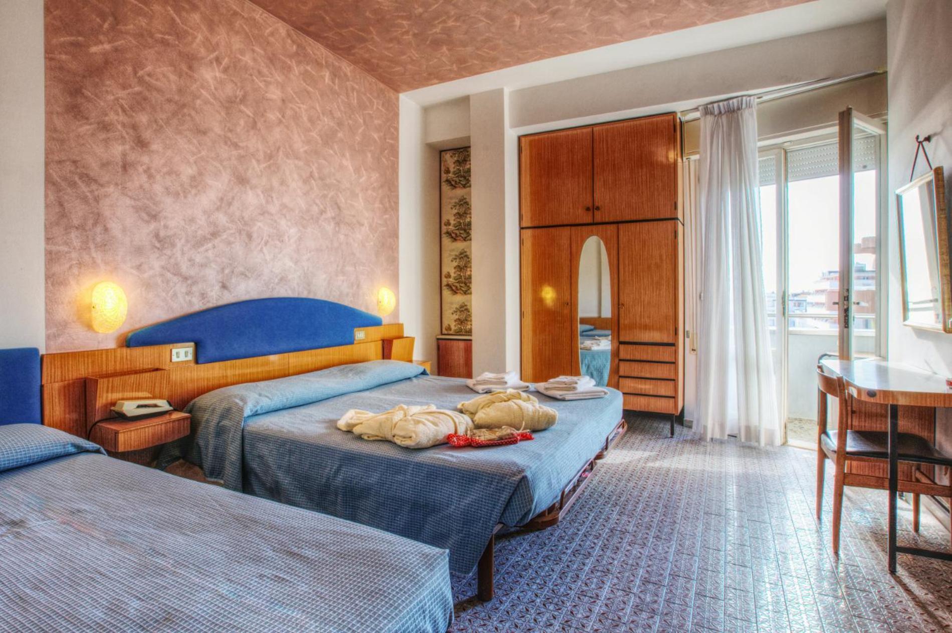 Hotel Capitol Gatteo a Mare Bilik gambar