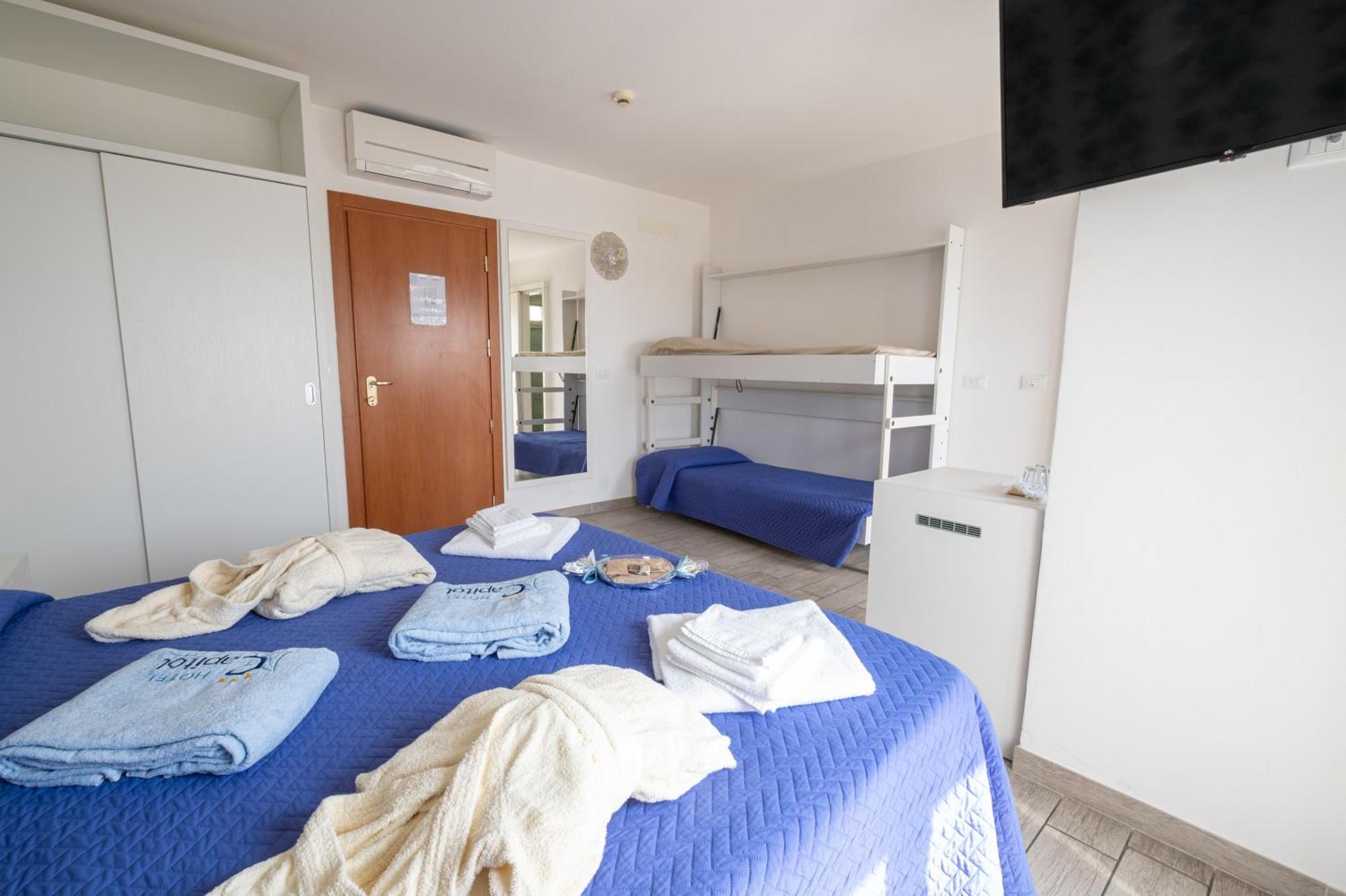 Hotel Capitol Gatteo a Mare Luaran gambar