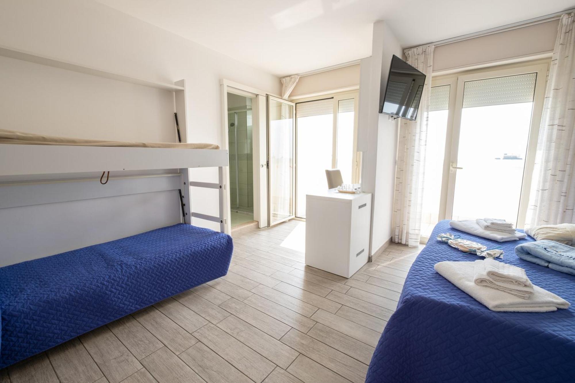 Hotel Capitol Gatteo a Mare Luaran gambar