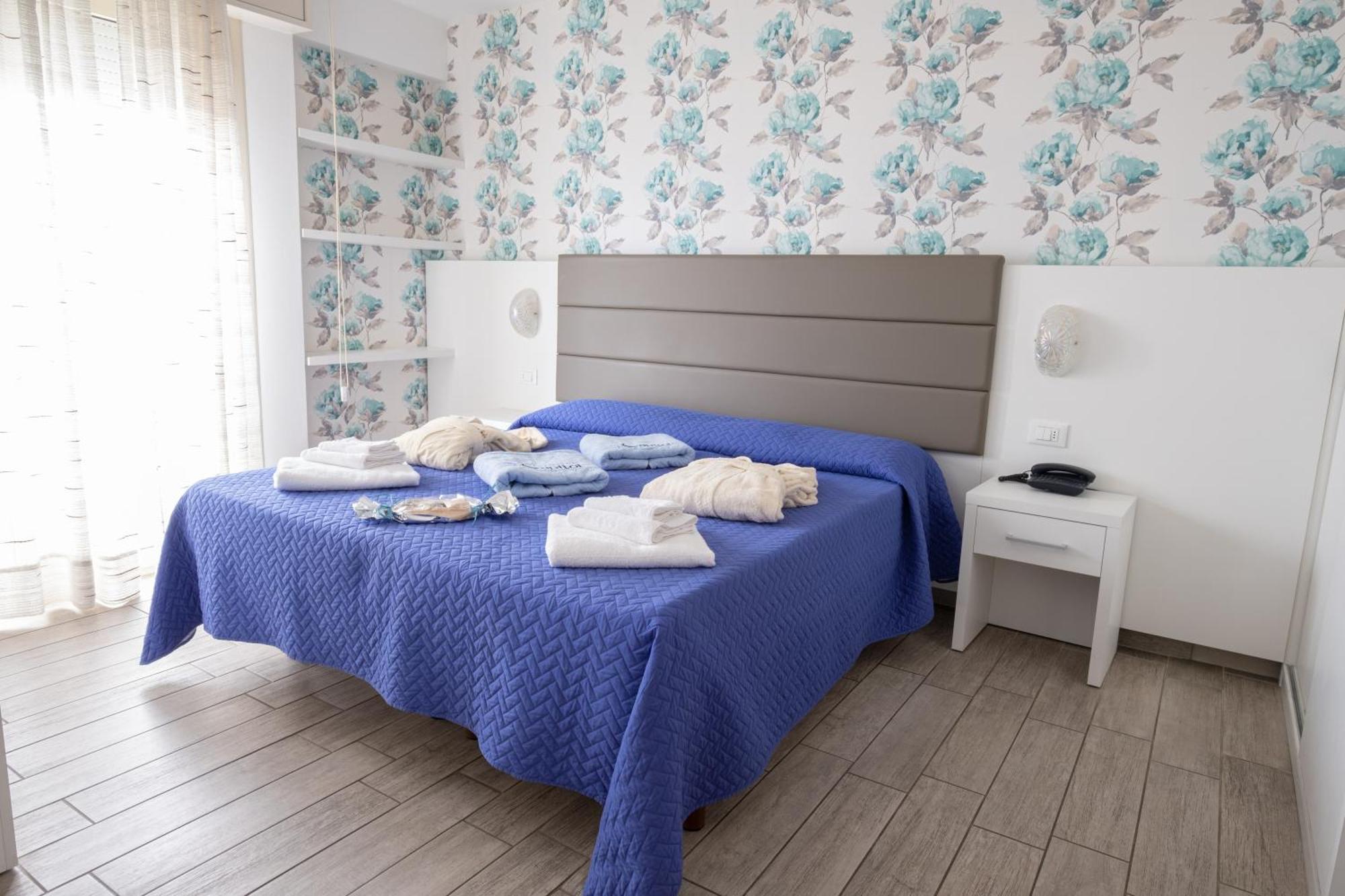 Hotel Capitol Gatteo a Mare Luaran gambar